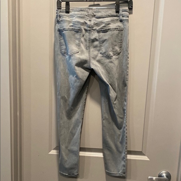 Buffalo David Bitton Aubrey Capri Skinny Jeans Size 6/28 Distressed - Picture 3 of 6